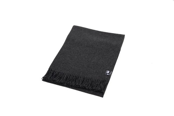 Hochwertiges Plaid "Plaza" aus 100% Baby Alpaka – Warm, weich und langlebig - Alpakawolletraum.com