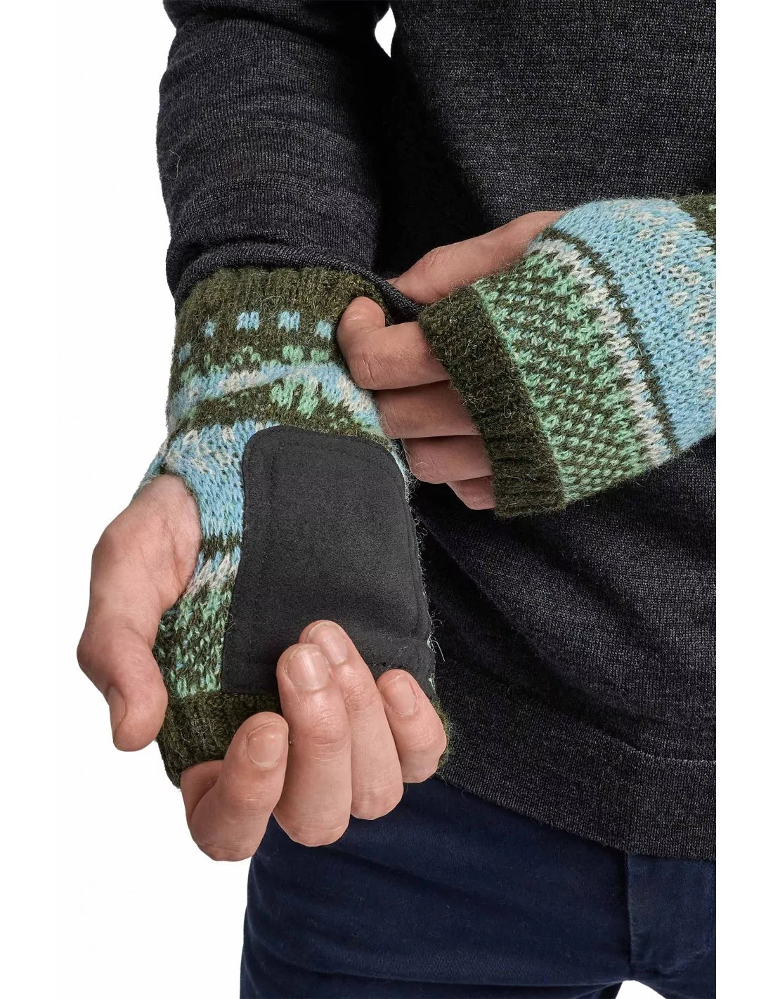Pulswärmer aus Baby-Alpaka mit Schneeflocken-Design | WHIP Serie