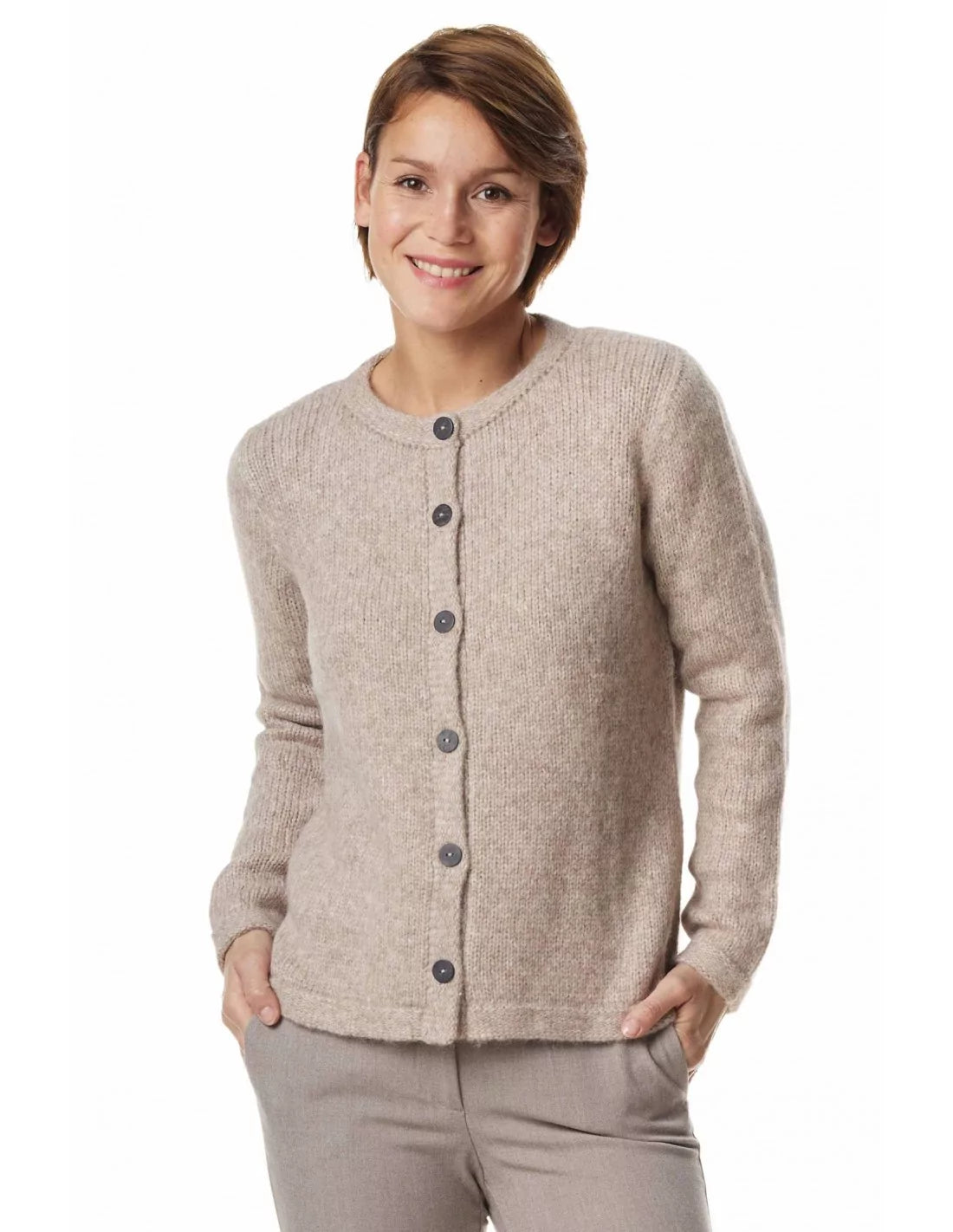 Kuschelige Strickjacke ASA aus Baby Alpaka und Merinowolle – Kurz & Elegant