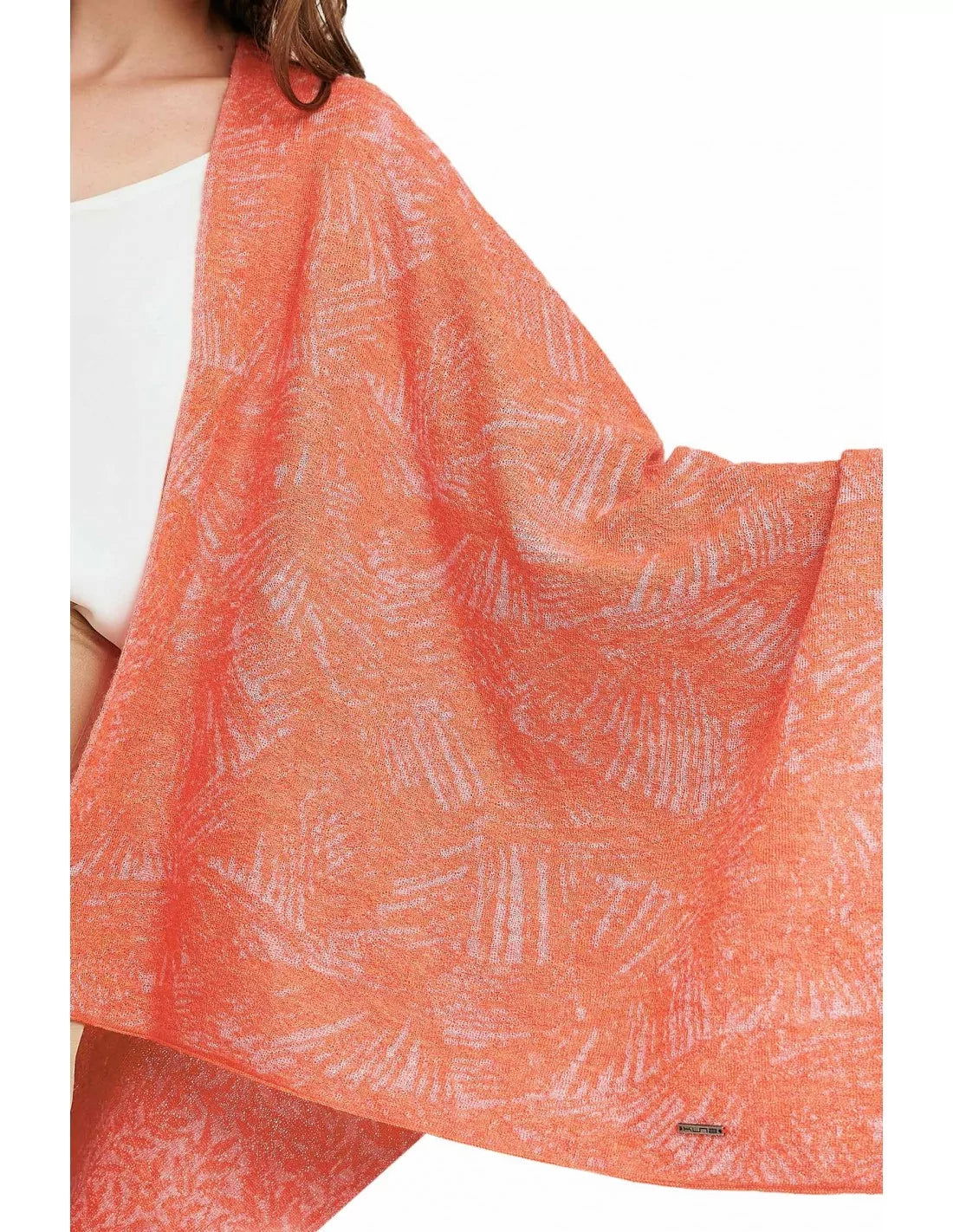 wendbares Alpaka Cape WAIKIKI aus Baby Alpaka & Seide - Alpakawolletraum.com