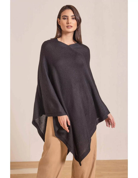 Alpaka Basic Strickponcho ALMENDRA KUNA Essentials - Alpakawolletraum.com