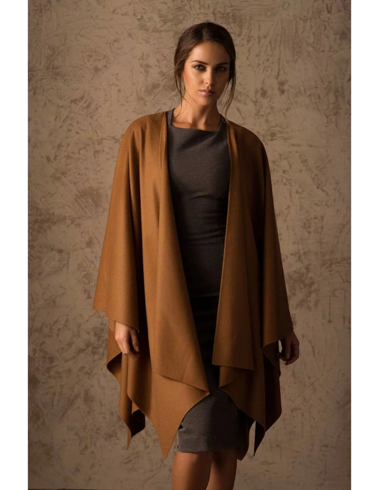 Vikunja Cape BETTY für Damen – Die feinste Faser der Welt - Alpakawolletraum.com