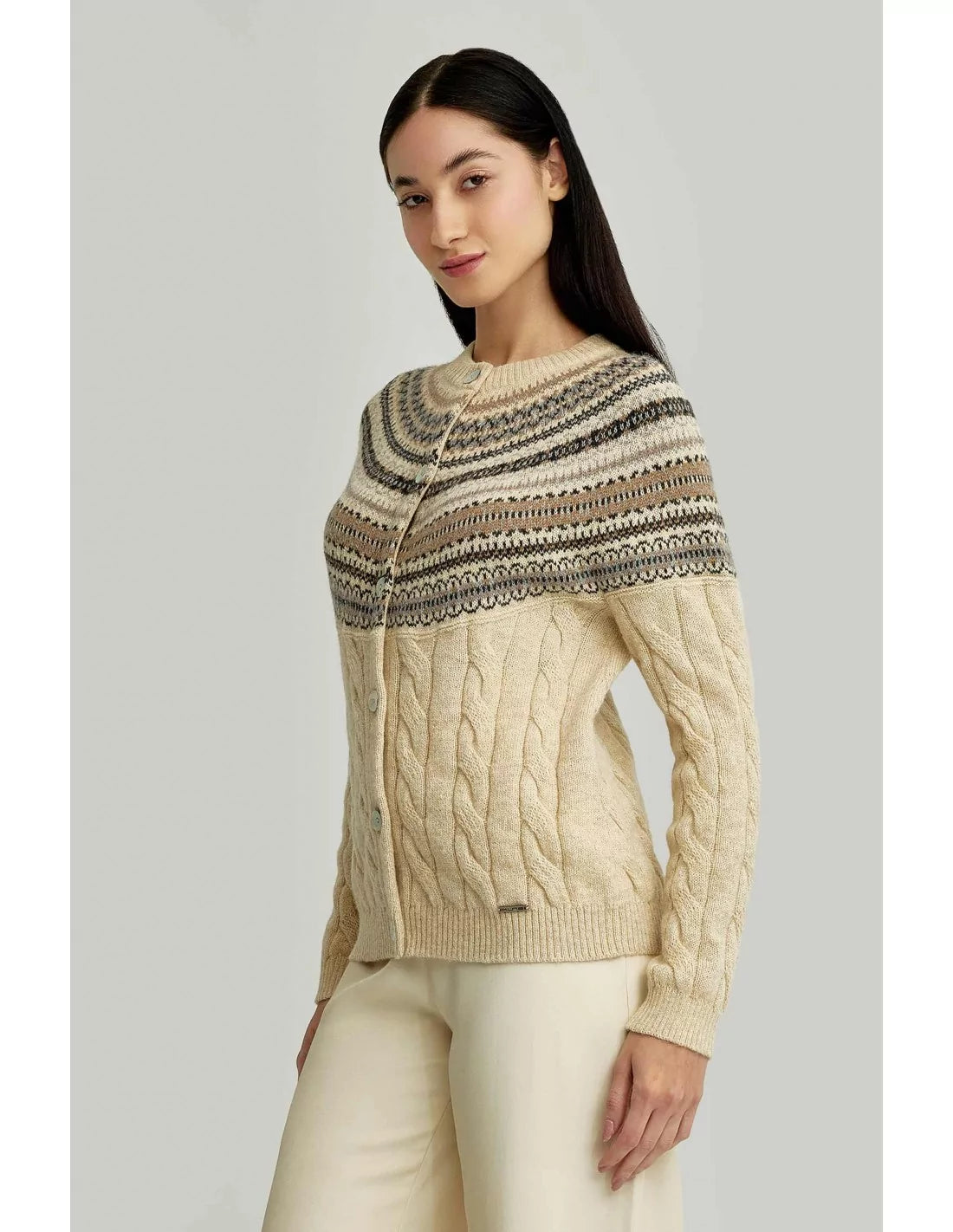 YOKE Alpaka-Strickjacke – Tradition trifft modernen Komfort